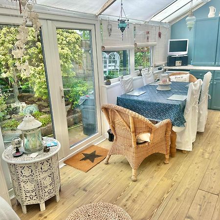 Garden Cottage - 3 Bedroom Close To Town And Beach Bournemouth Esterno foto