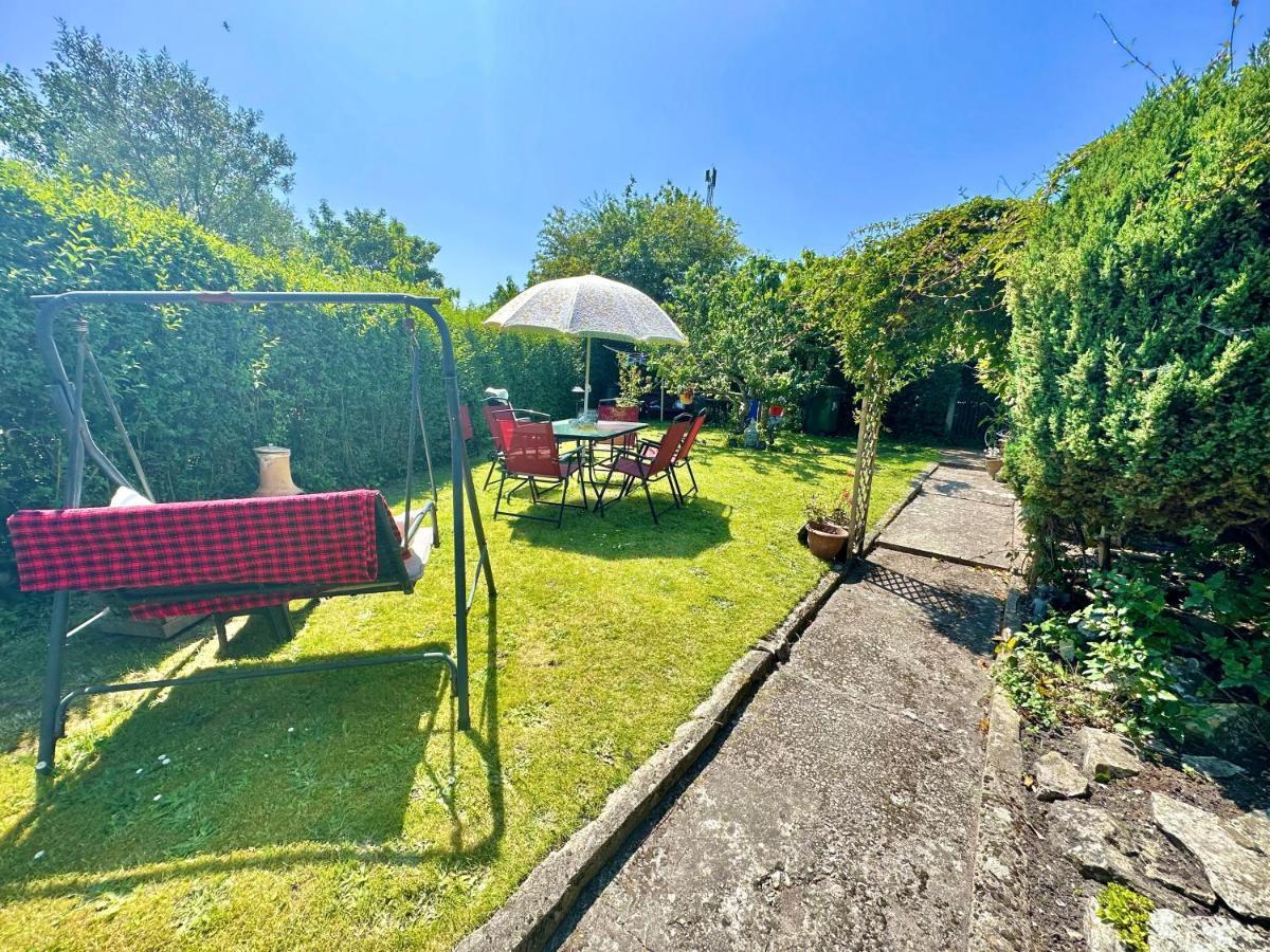 Garden Cottage - 3 Bedroom Close To Town And Beach Bournemouth Esterno foto