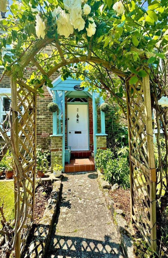 Garden Cottage - 3 Bedroom Close To Town And Beach Bournemouth Esterno foto